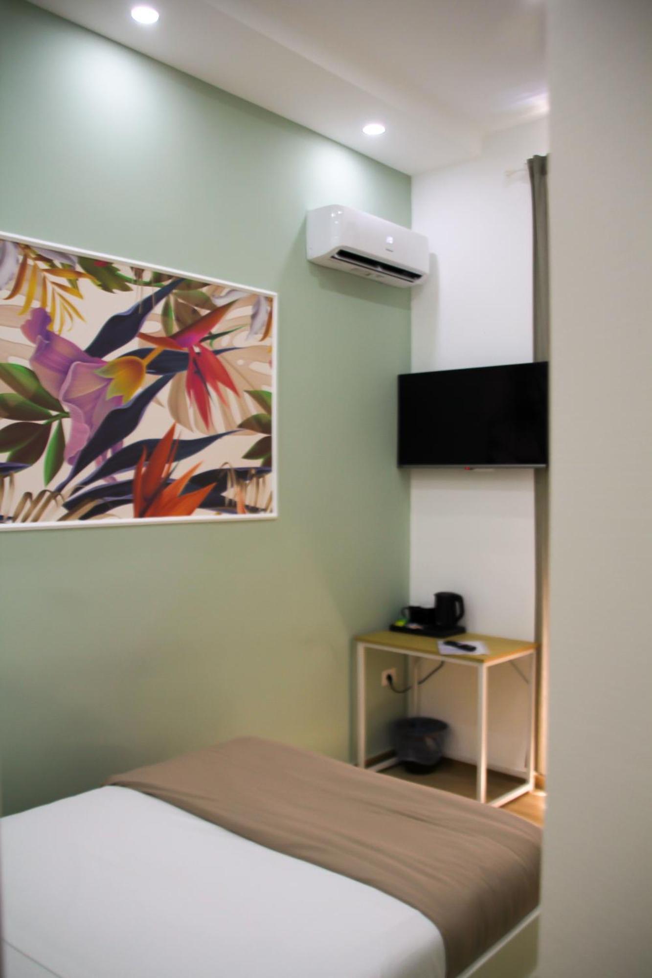 Vpm Rooms Central Train Station Napoli Esterno foto